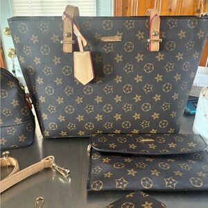 Elim&Paul NEW PURSE with 4 additional accessories/ 2 different straps!